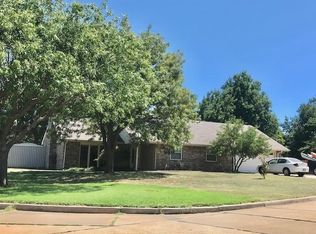 3621 Nottingham Cir, Ponca City, OK 74604
