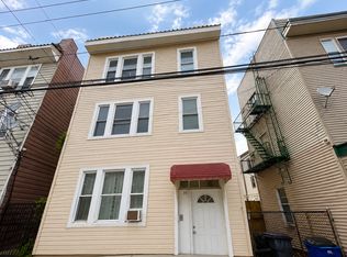 35 Coeyman St, Newark, NJ 07104