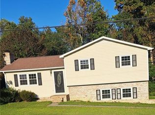 165 Rockaway Dr, Winston Salem, NC 27107
