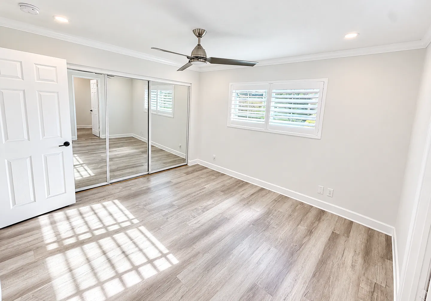 2 story - 2 bedroom 2.5 bath townhouse — Photo 4