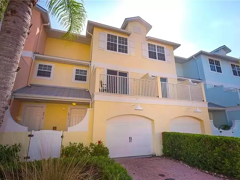 8920 Duval Ln #B15 — Photo 1