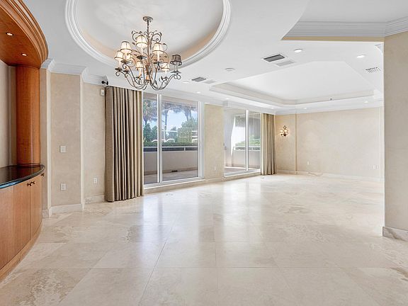 5th image of 2494 S Ocean Boulevard #F