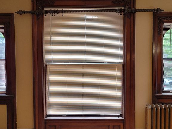 5th image of 1415 Vine St #2
