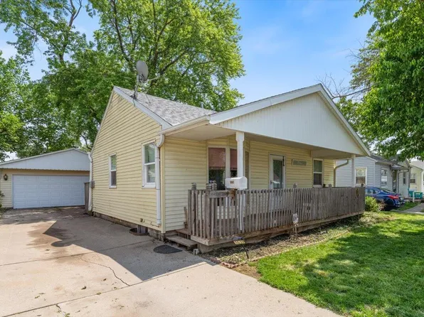 1019 Pine St, Council Bluffs, IA 51501