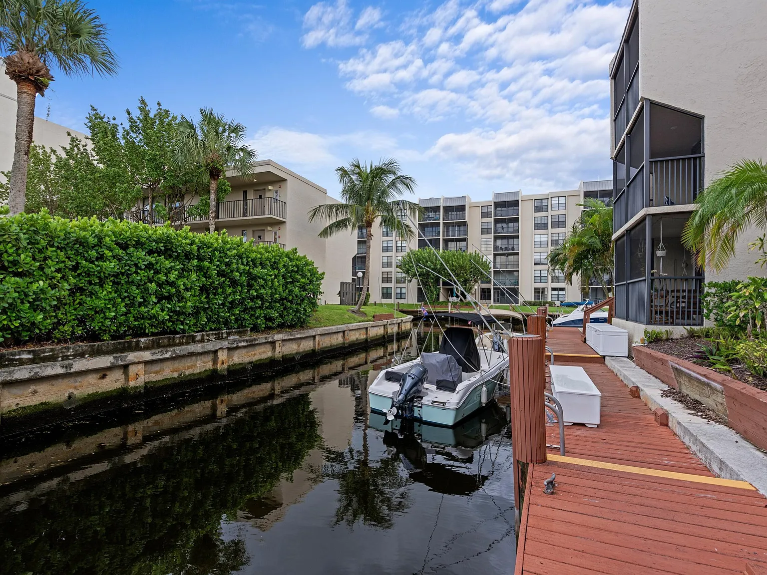 2 bed, 2.0 bath, 1095 sqft, $3,000 — Photo 4
