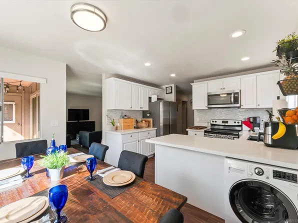 5483 Adobe Falls Rd Unit 7, San Diego, CA 92120