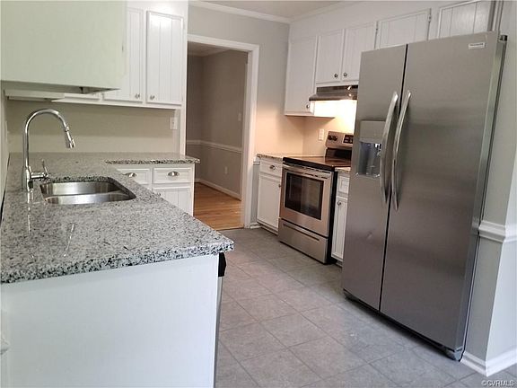 4th image of 13411 Crystal Dr