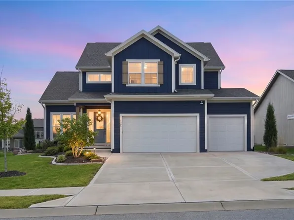 1505 SW Arbormill Ter, Lees Summit, MO 64082