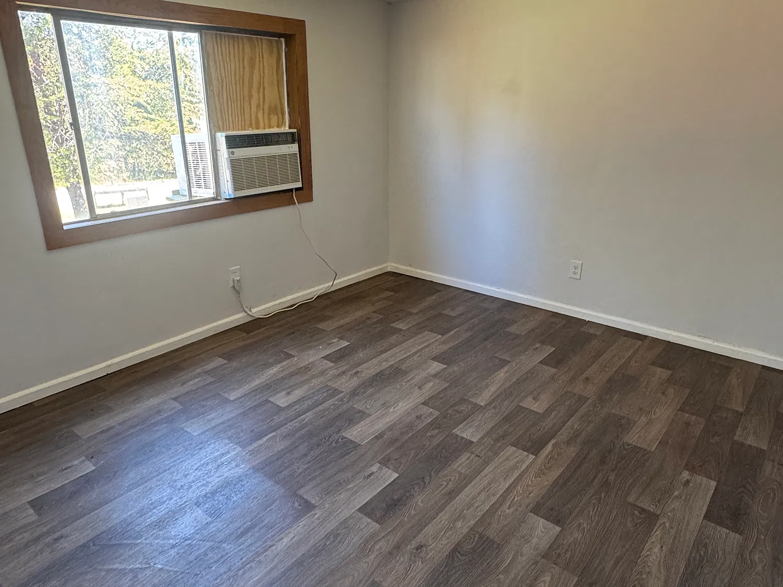 Freedom Mobile Home Park — Photo 3