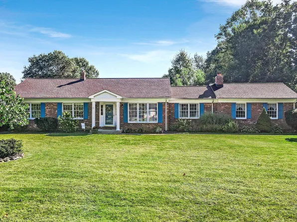 525 Ponderosa Dr, Bear, DE 19701