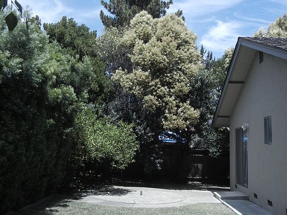 5th image of 3199 Cheshire Dr