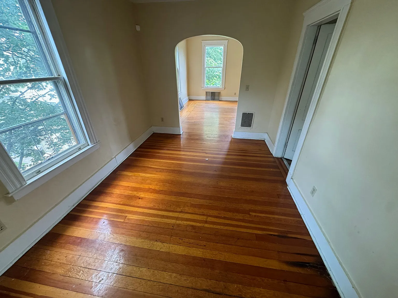 2 bed, $1,650 — Photo 2