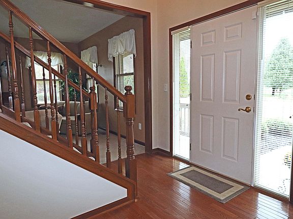 3rd image of 7729 Silver Springs Ct NW