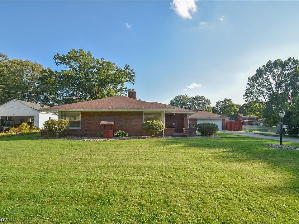 1st image of 755 Crestview Dr