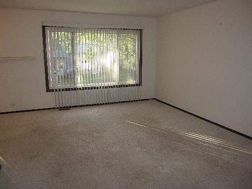 4th image of 125 Richmond Dr