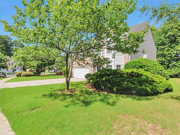 3rd image of 3190 Wrenwood Ct