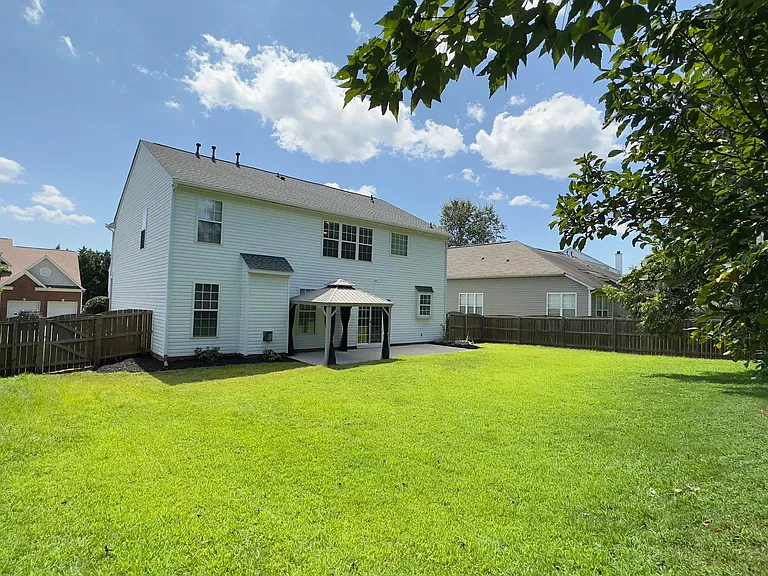 21 Ginger Gold Dr — Photo 33