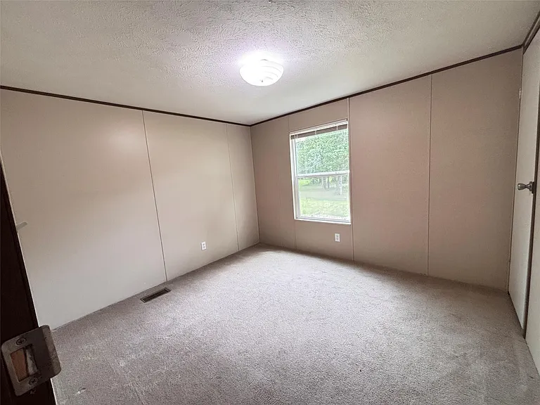 10 E Walnut Lake Dr — Photo 6