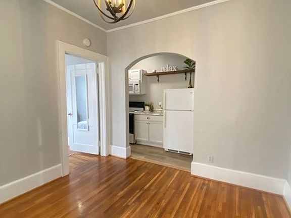 3rd image of 823 Central Ave APT 1