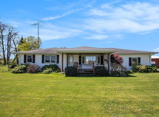 32867 Middle Crossing Rd, Dowagiac, MI 49047