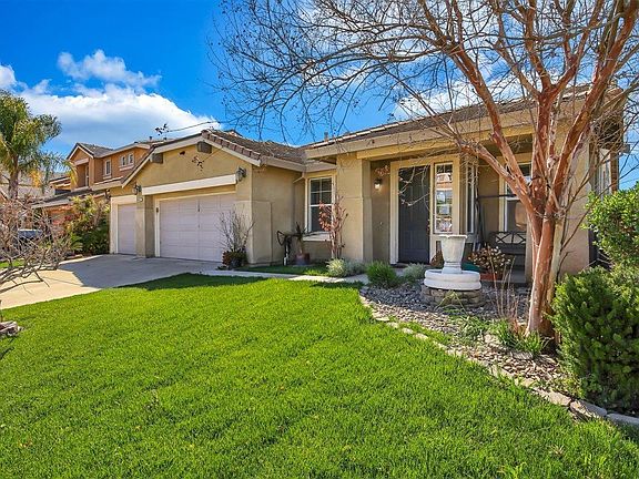 5th image of 10147 Tiziano Dr