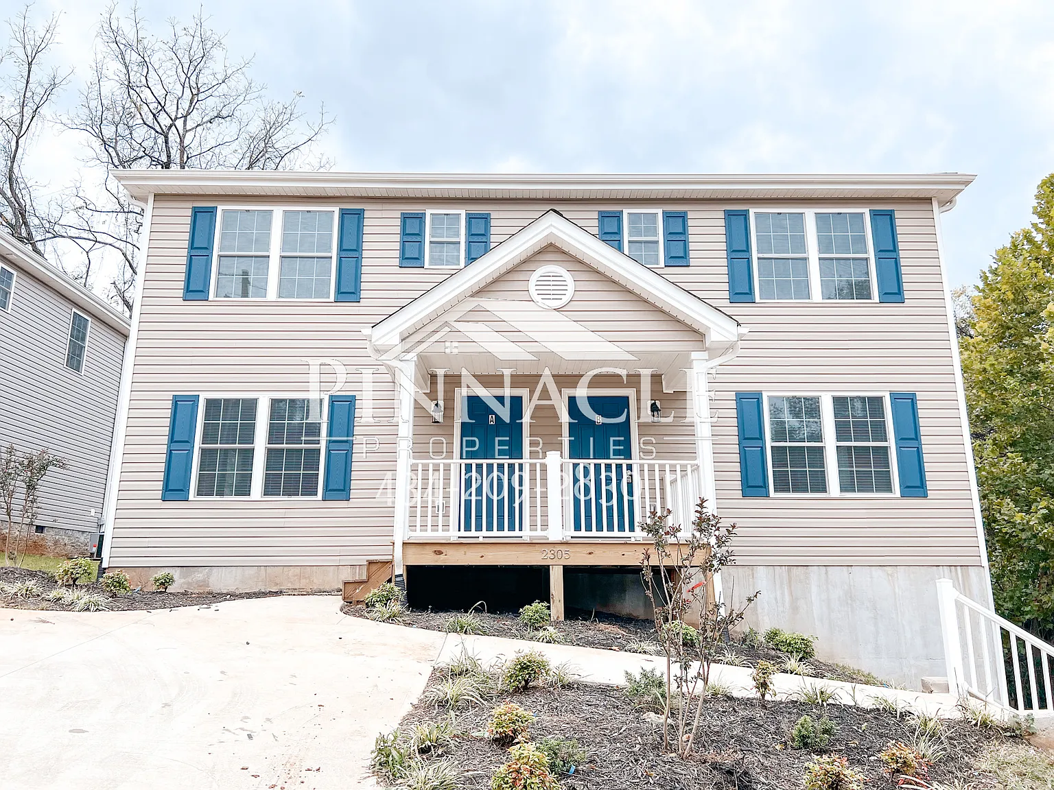 3 bed, 2.5 bath, 1420 sqft, $1,647 — Photo 1