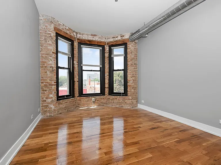 2754 W Cermak Ave. — Photo 2