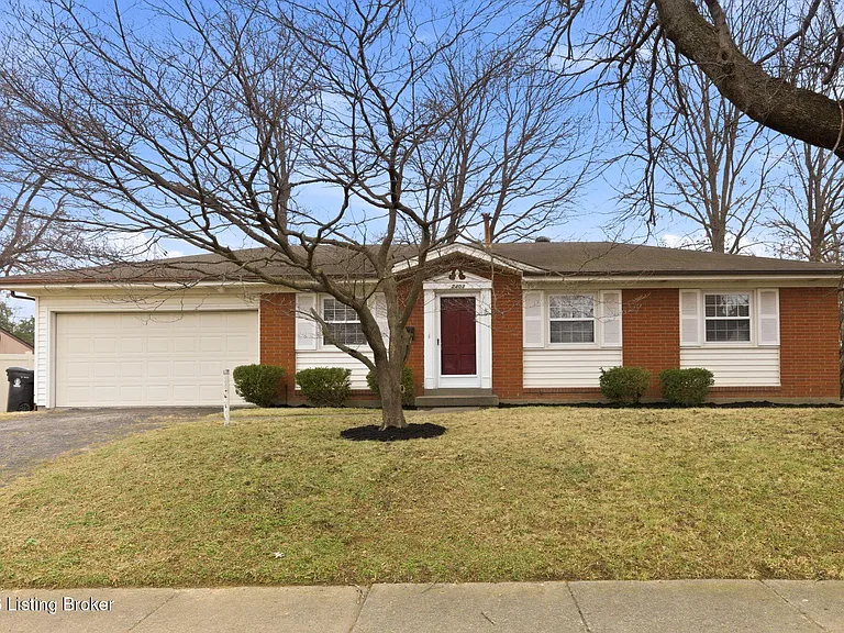 2403 Silverbrook Ave — Photo 1