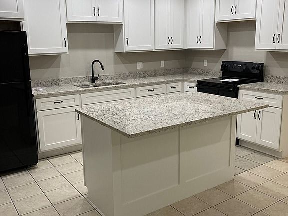 2nd image of 518 Peterson Dr