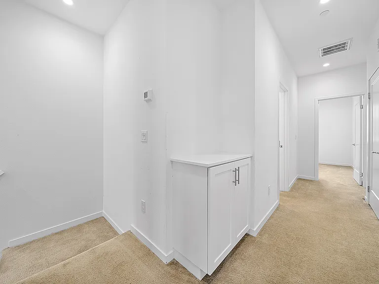 135 Schick — Photo 26