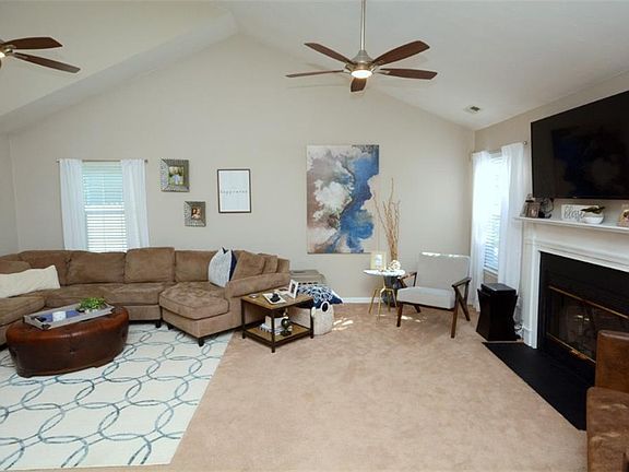 3rd image of 3104 Rockwater Way