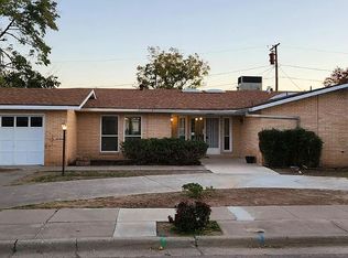 1990 Crescent Dr, Las Cruces, NM 88005
