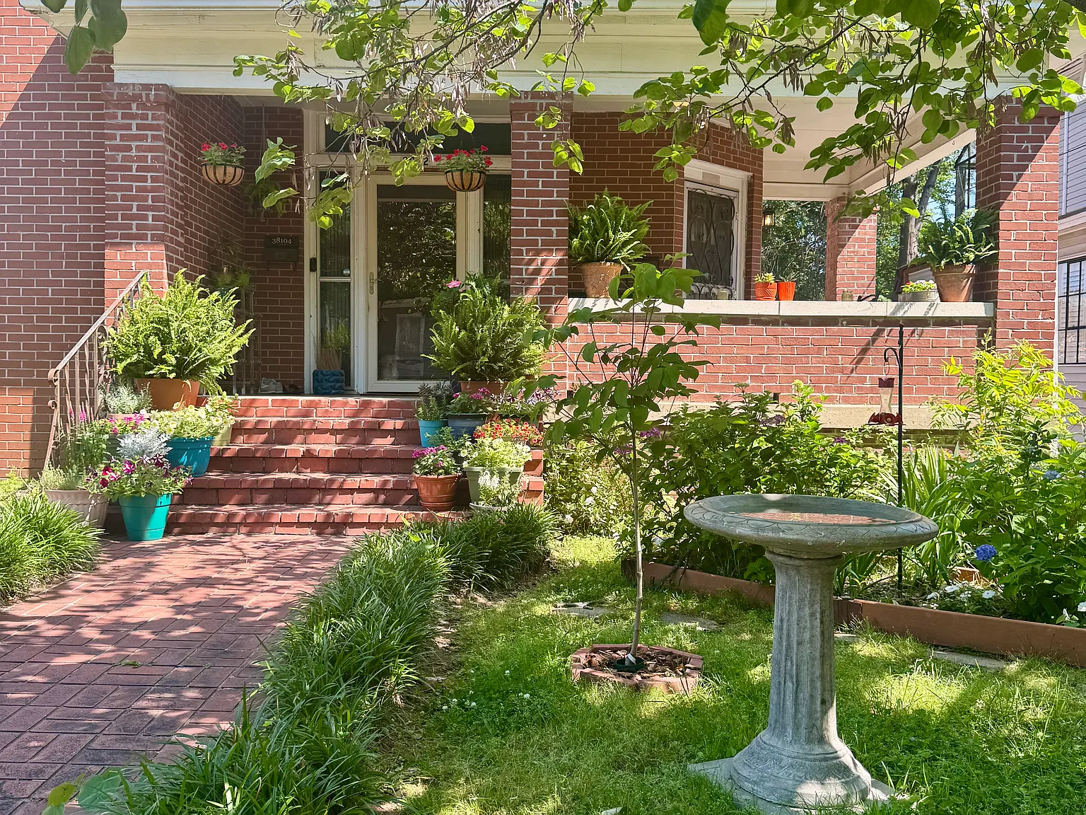 3 bed, 1400 sqft, $1,545 — Photo 1