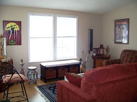 5th image of 1025 Orange St