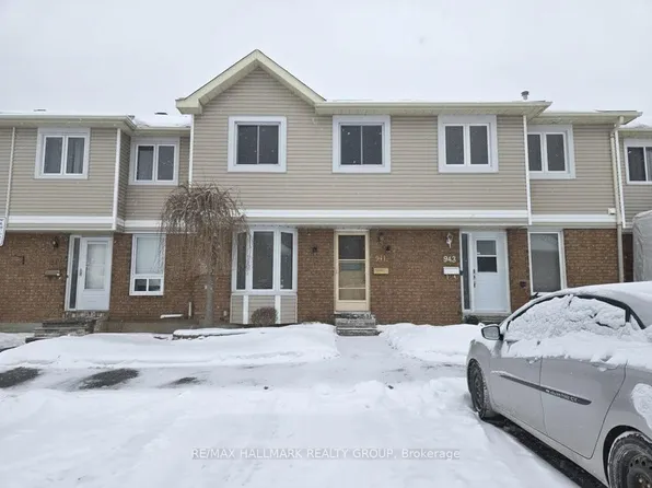 941 Cookshire Cres #32, Ottawa, ON K4A 3K4