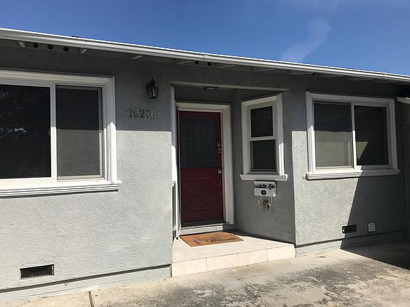 3rd image of 10276 E Estates Dr