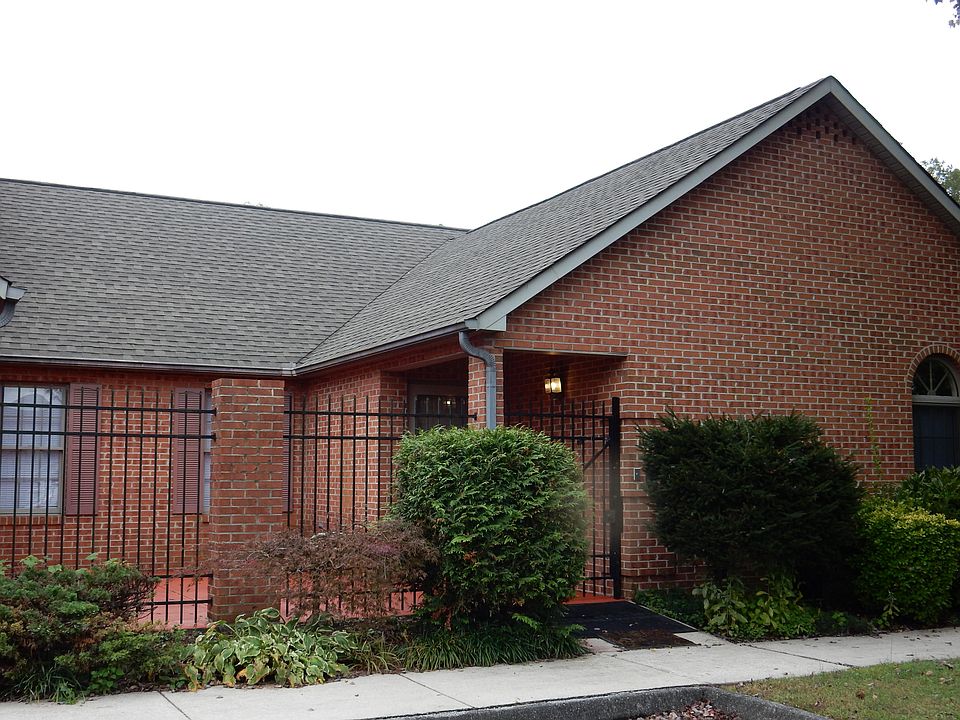 1st image of 1006 Fairgrounds Ct