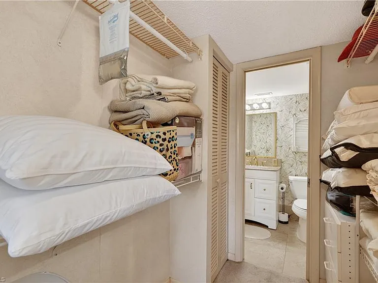 5 Bluebill Ave #201 — Photo 32