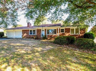 104 McCoy St, Kernersville, NC 27284