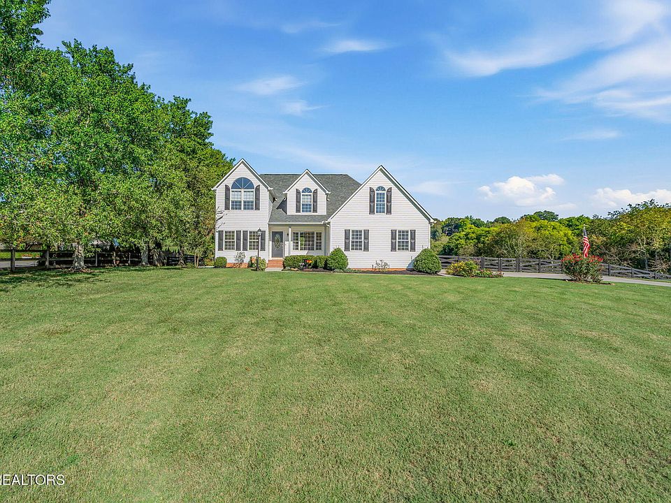 1st image of 3716 Laurel Ridge Dr