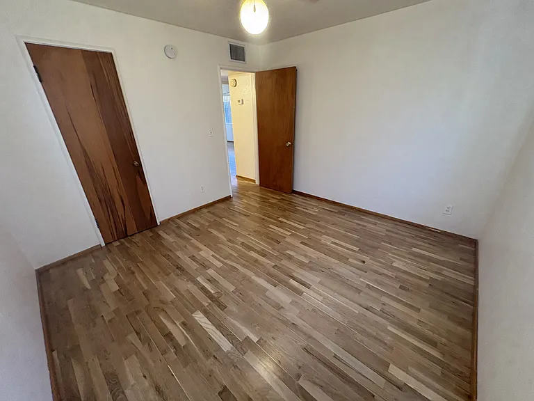1908 N Tucker Dr — Photo 28