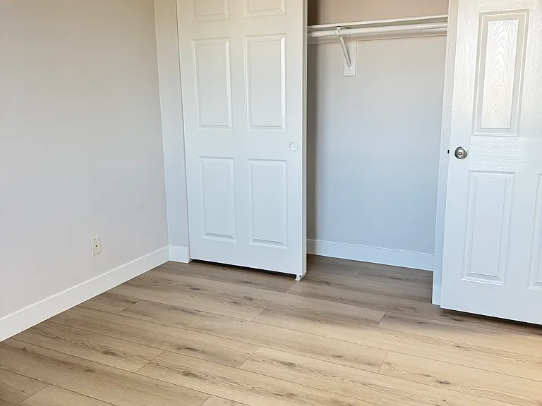 7290 Hyatt St #6 — Photo 15