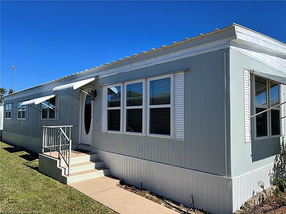 3rd image of 3606 New York Ave