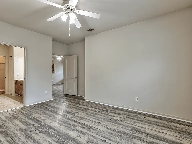 The Reserve at North River Apartments — Photo 39