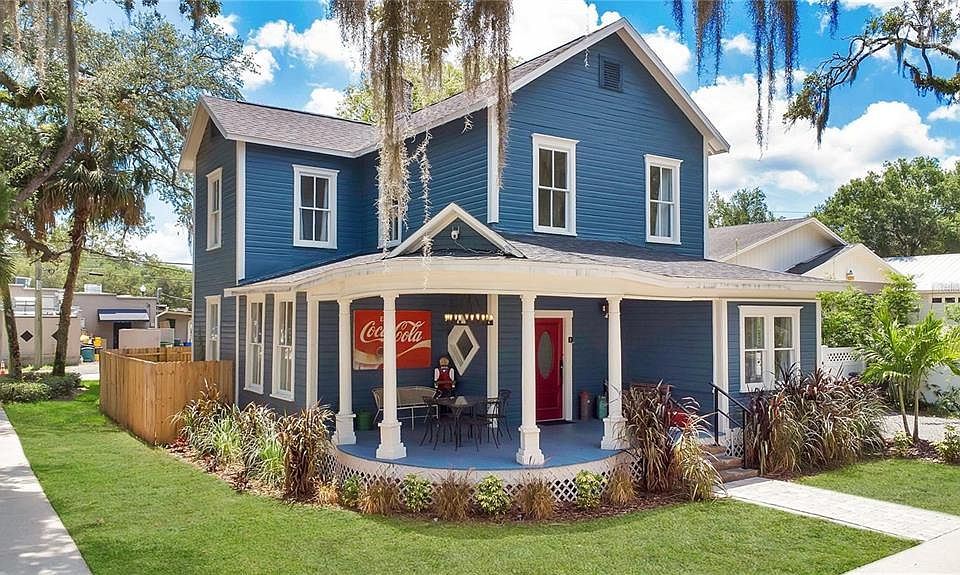 1st image of 301 S PALMETTO AVENUE