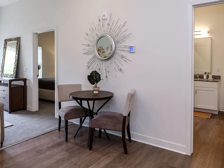 Rivers Edge Apartments — Photo 11