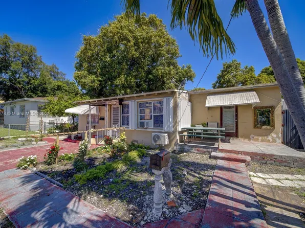 1877 SW 6th St, Miami, FL 33135