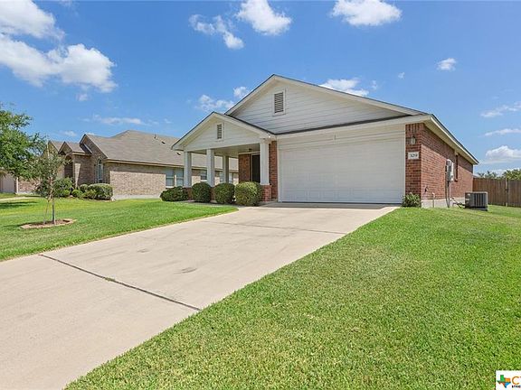 3rd image of 329 Peanut Dr