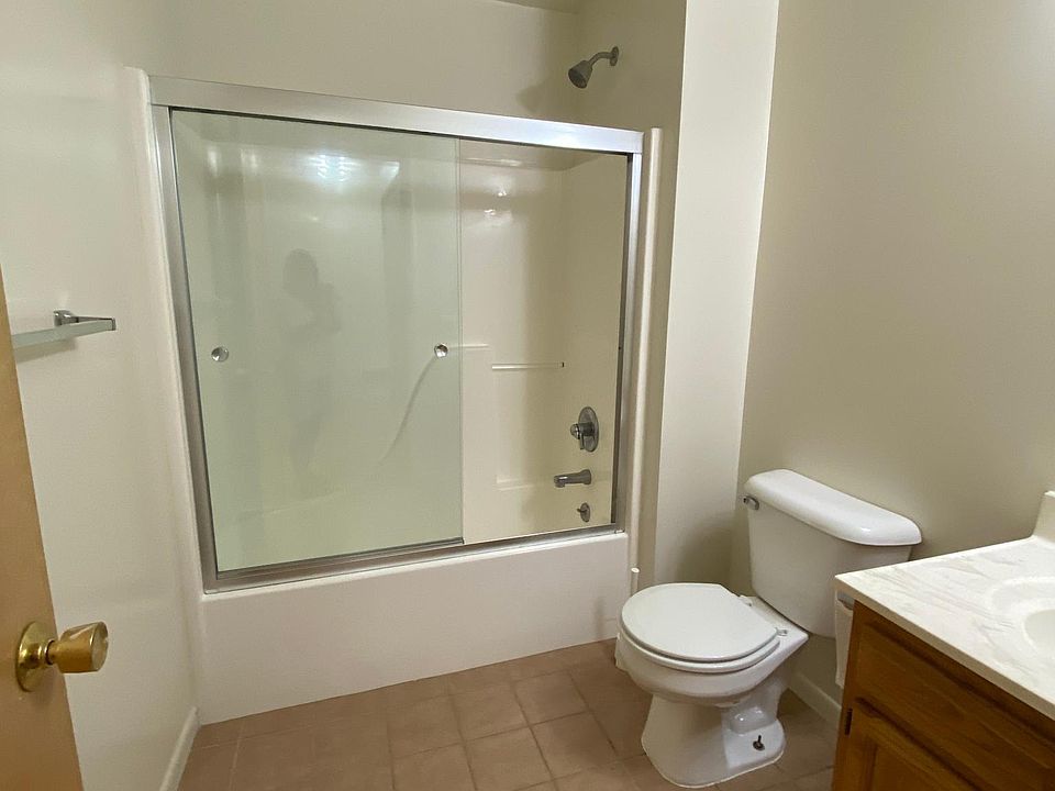 1st image of 217 W Cross St APT 5