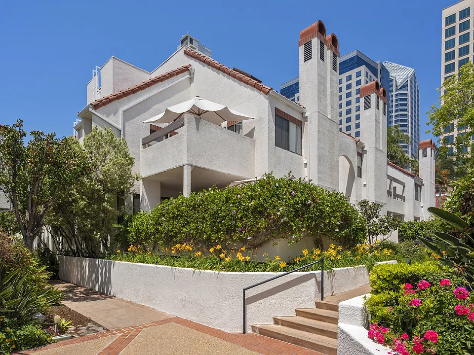 701 Kettner Blvd #103